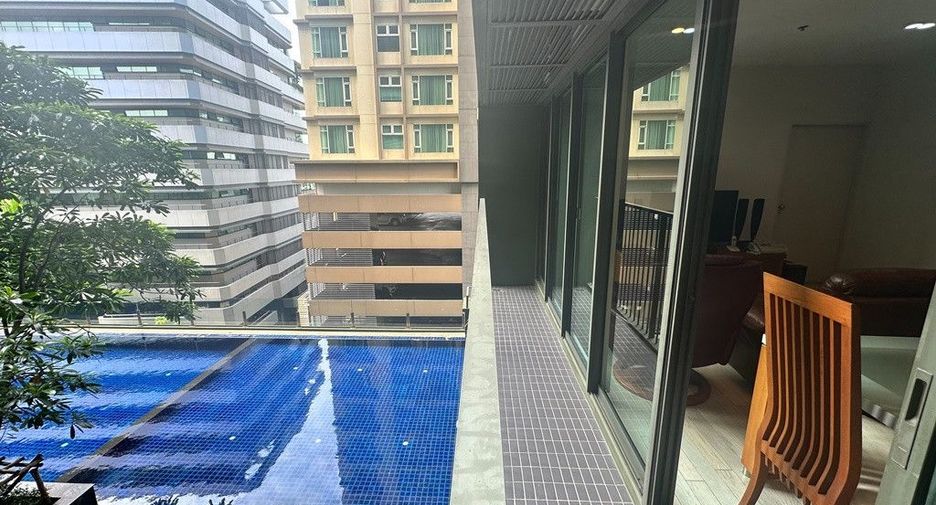 For sale 2 bedrooms condo in Watthana, Bangkok