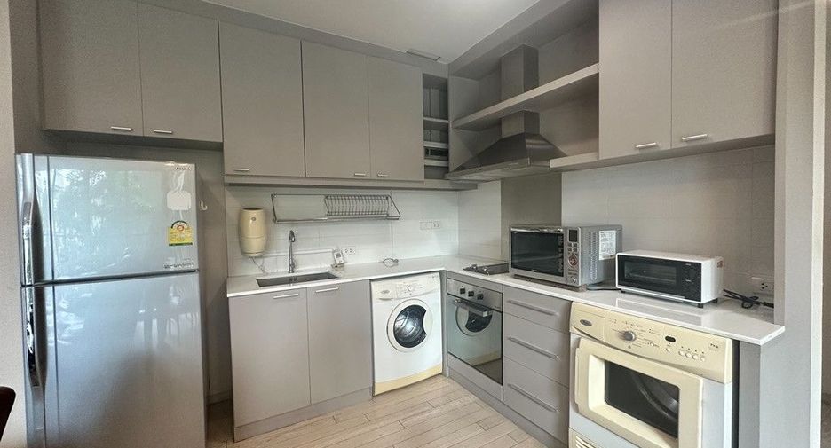For sale 2 bedrooms condo in Watthana, Bangkok