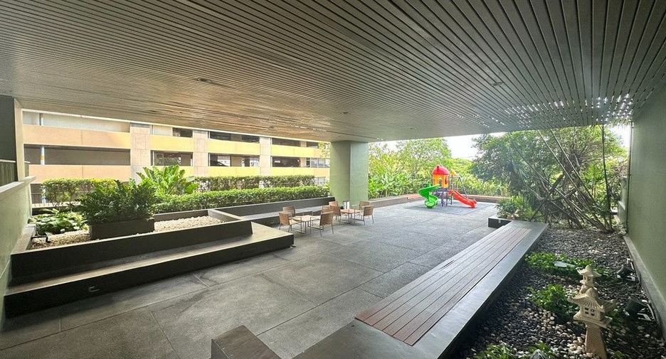 For sale 2 bedrooms condo in Watthana, Bangkok