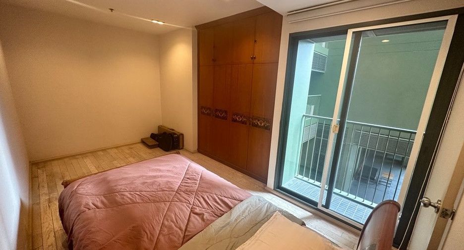 For sale 2 bedrooms condo in Watthana, Bangkok