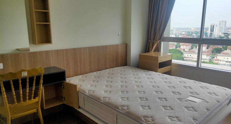 For sale 1 bed condo in Bang Kapi, Bangkok