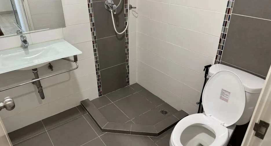 For sale 2 bedrooms condo in Khan Na Yao, Bangkok
