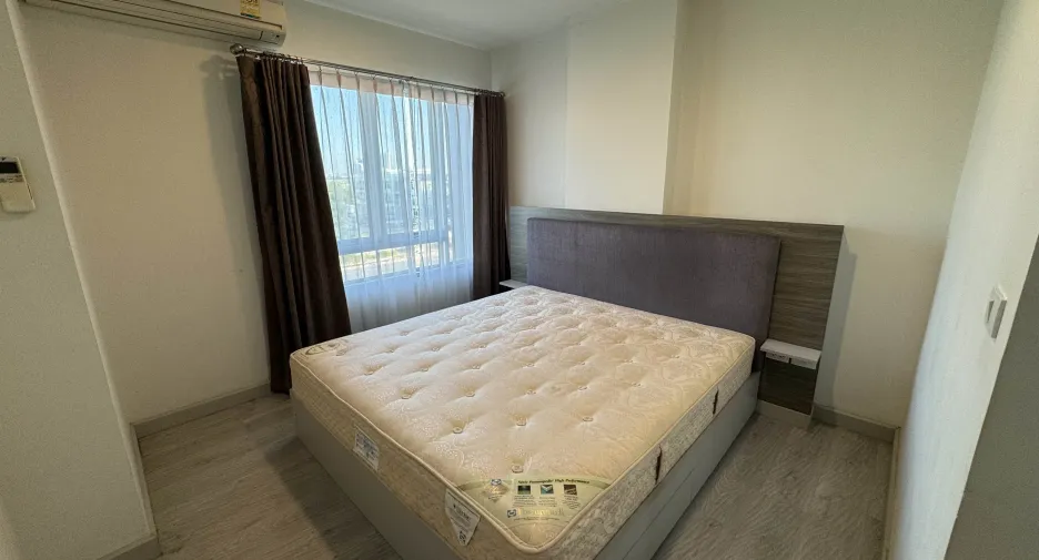 For sale 2 bedrooms condo in Khan Na Yao, Bangkok