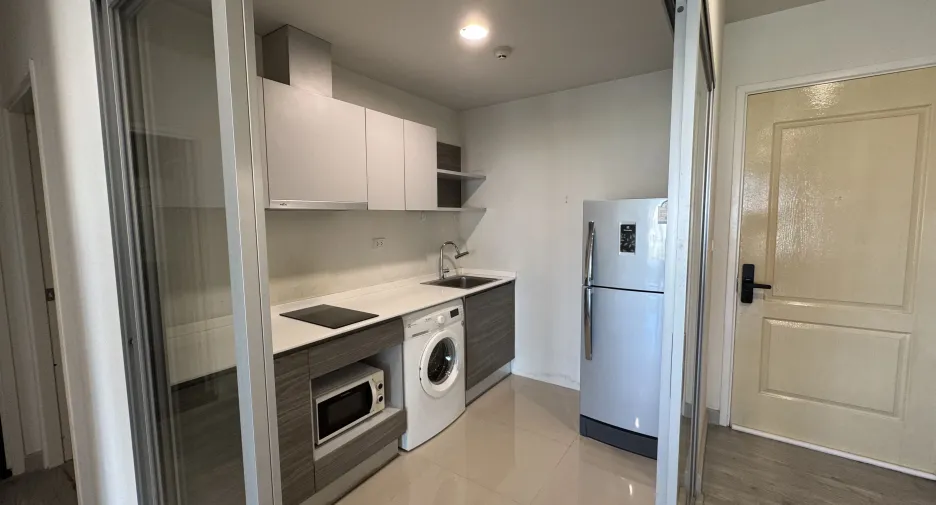 For sale 2 bedrooms condo in Khan Na Yao, Bangkok