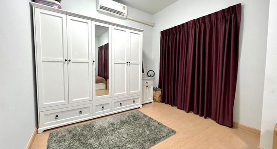 For sale and for rent 3 bedrooms townhouse in Bang Phli, Samut Prakan
