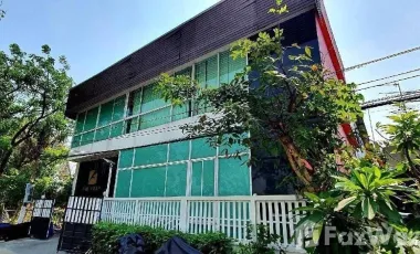 出售 和 出租 办公室 在 Bang Khun Thian, 曼谷