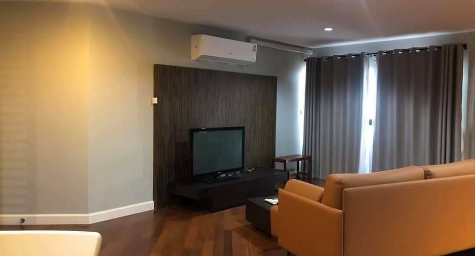 For rent and for sale 2 bedrooms condo in Yan Nawa, Bangkok