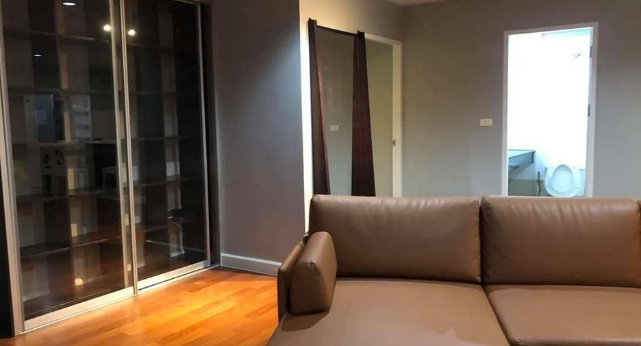 For rent and for sale 2 bedrooms condo in Yan Nawa, Bangkok