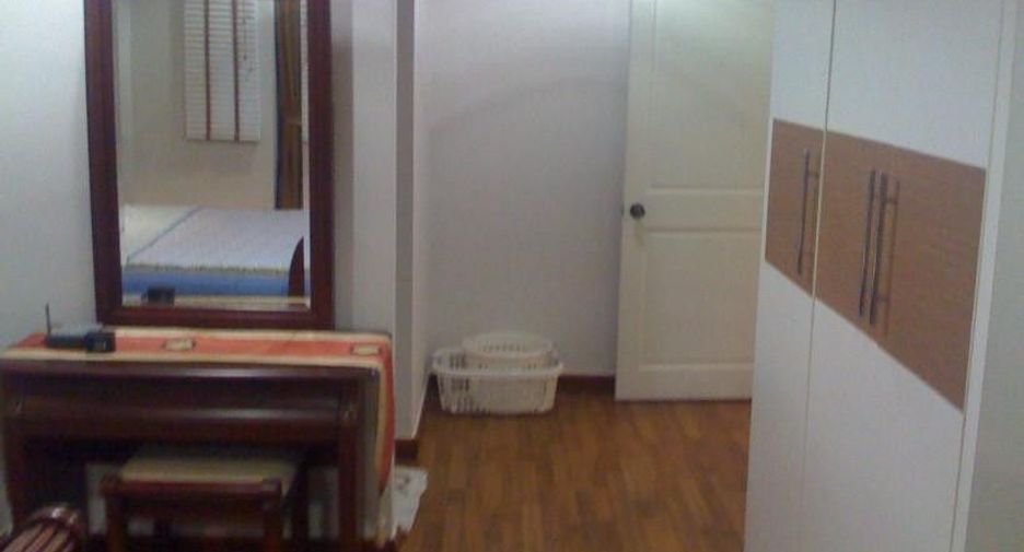 À vendre 2 chambres condo à Khlong Toei, Bangkok
