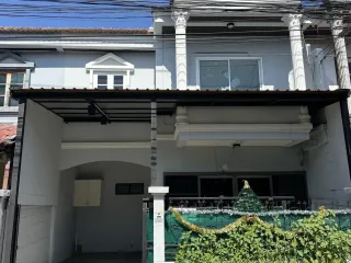 For Rent 3 Bedroom Townhouse In Khan Na Yao, Bangkok
