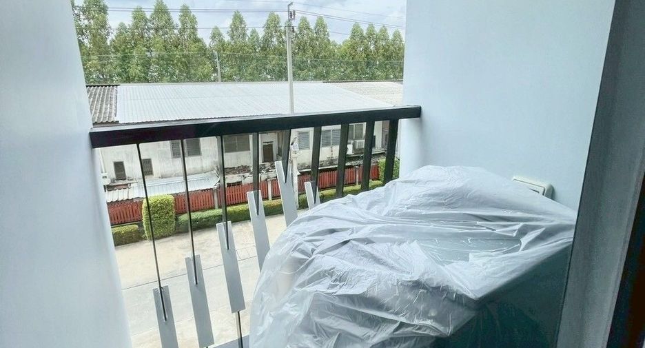 For sale 1 bed condo in Min Buri, Bangkok