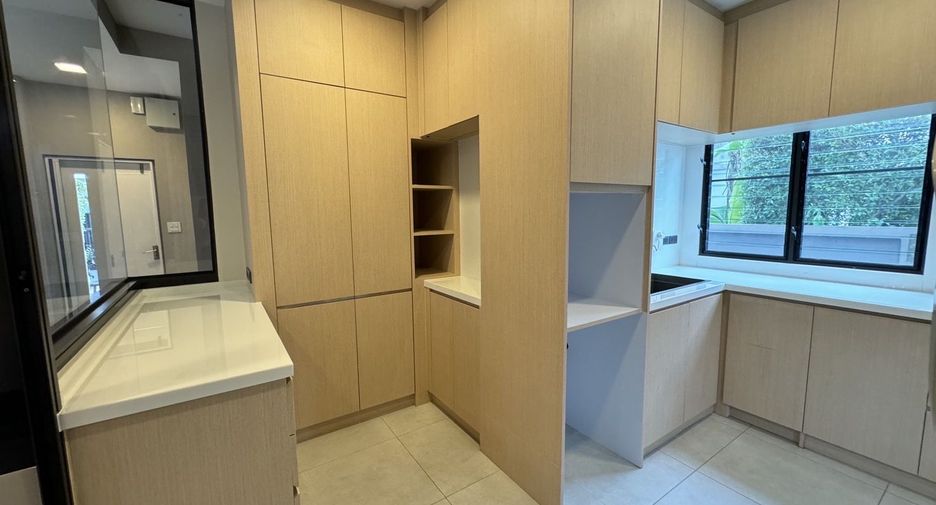 À vendre 4 chambres maison à Sai Mai, Bangkok