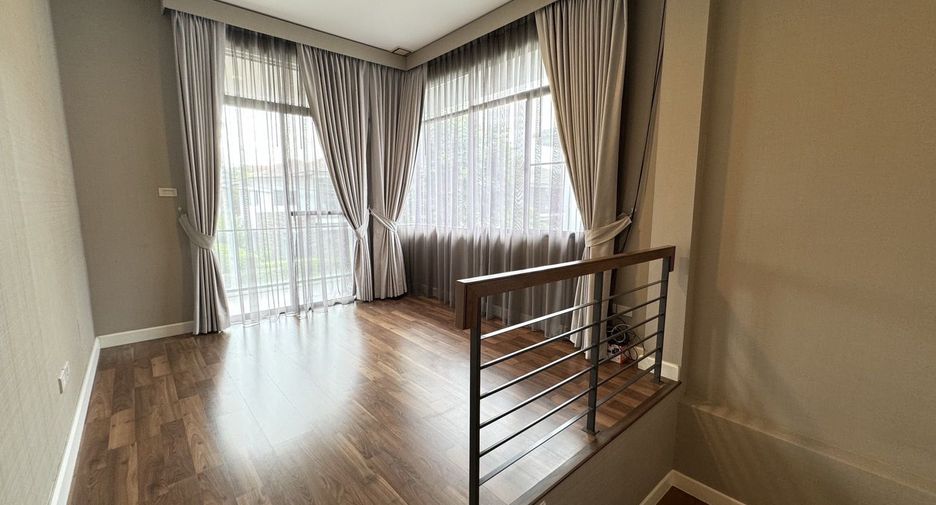 À vendre 4 chambres maison à Sai Mai, Bangkok