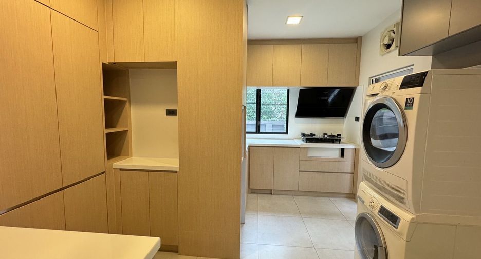 À vendre 4 chambres maison à Sai Mai, Bangkok