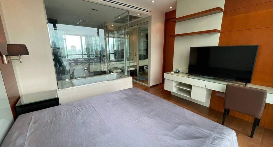Condo en venta y en alquiler de 2 habitaciones en Khlong Toei, Bangkok