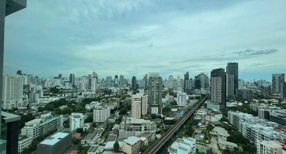 Condo en venta y en alquiler de 2 habitaciones en Khlong Toei, Bangkok