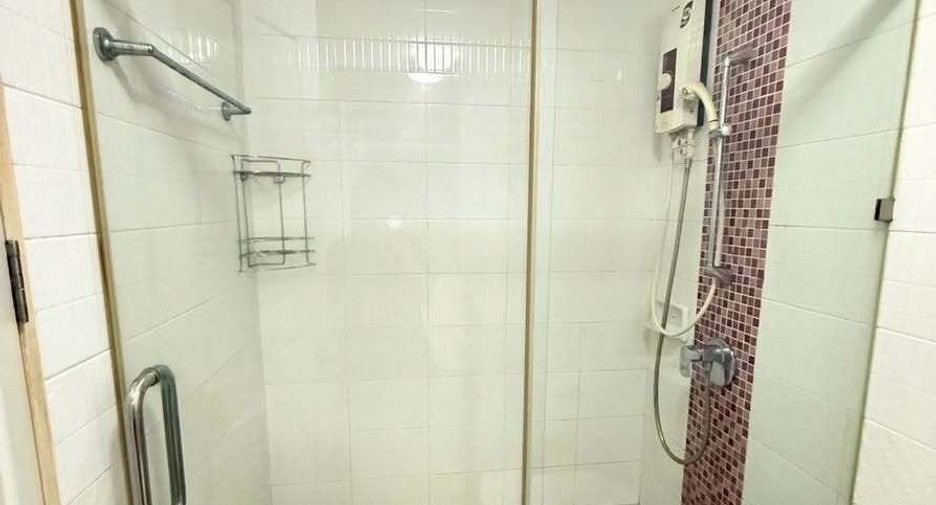 For sale studio condo in Phasi Charoen, Bangkok