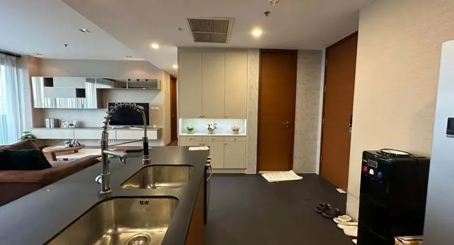 Wohnung zum Kauf und zur Miete mit 3 Zimmer in Khlong Toei, Bangkok
