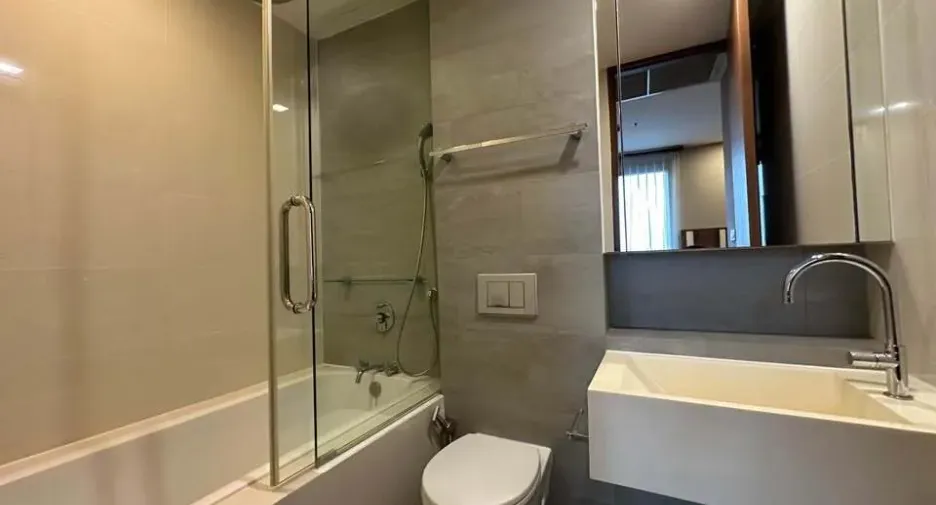 Wohnung zum Kauf und zur Miete mit 3 Zimmer in Khlong Toei, Bangkok
