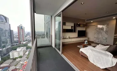 Condo en venta y en alquiler de 3 habitaciones en Khlong Toei, Bangkok