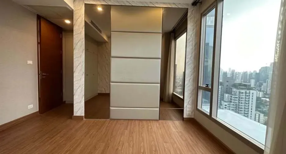 Wohnung zum Kauf und zur Miete mit 3 Zimmer in Khlong Toei, Bangkok