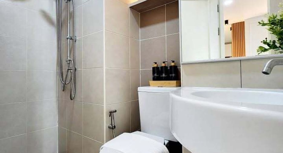 For sale studio condo in Khan Na Yao, Bangkok