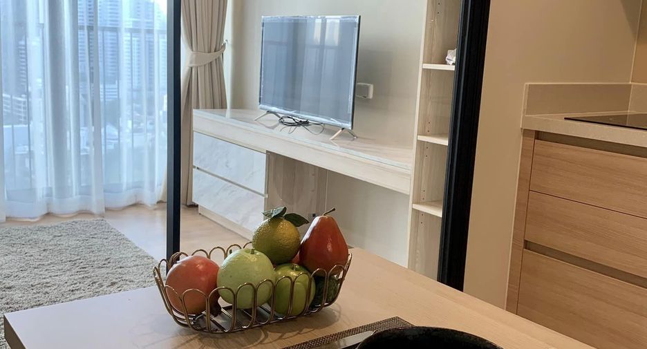 For sale and for rent 1 bed condo in Watthana, Bangkok
