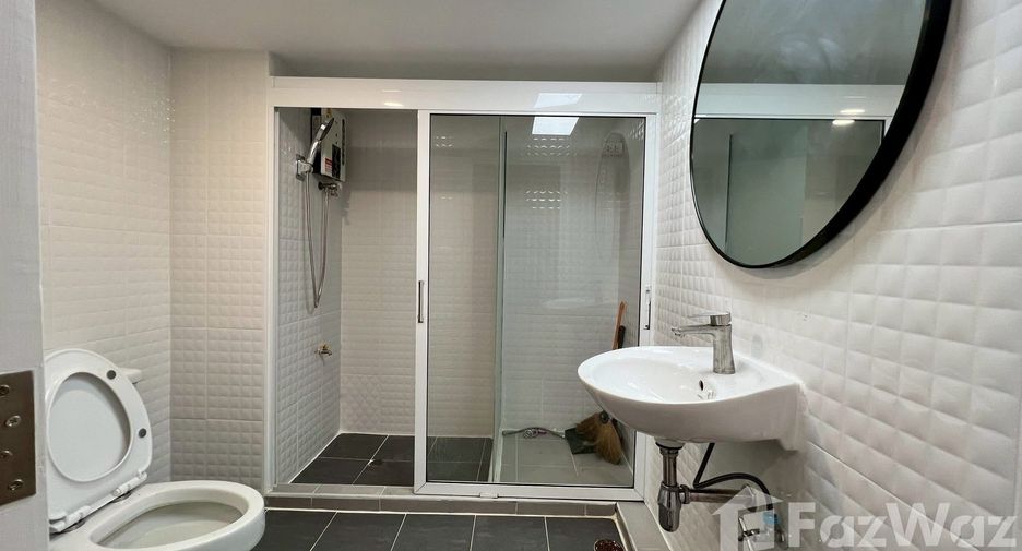 For sale studio condo in Bang Kapi, Bangkok