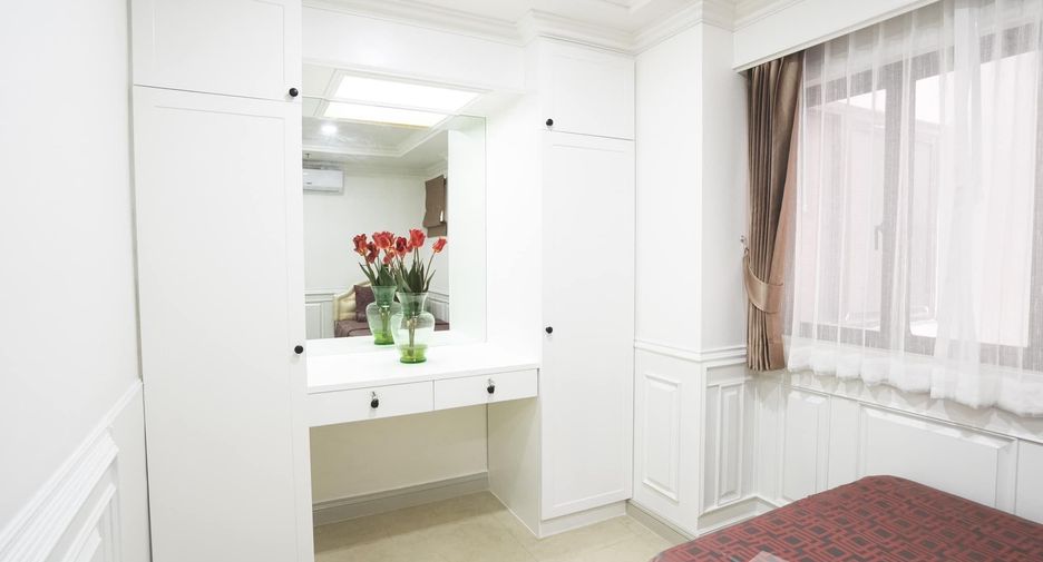 For sale and for rent 2 bedrooms condo in Watthana, Bangkok