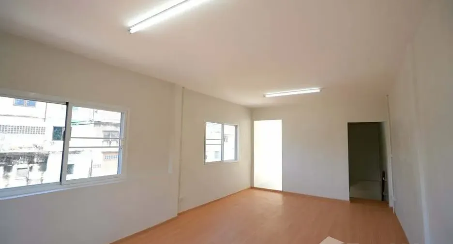 For sale 4 bedrooms house in Khlong San, Bangkok