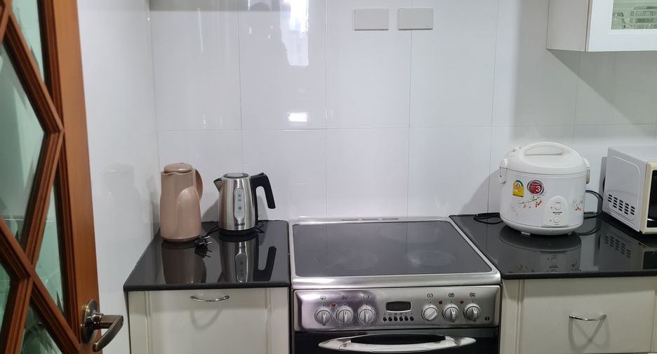 À vendre et à louer 2 chambres condo à Khlong Toei, Bangkok