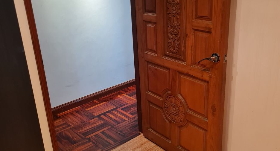 À vendre et à louer 2 chambres condo à Khlong Toei, Bangkok
