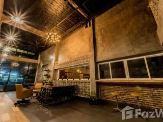 For sale 64 bedrooms apartment in Huai Khwang, Bangkok