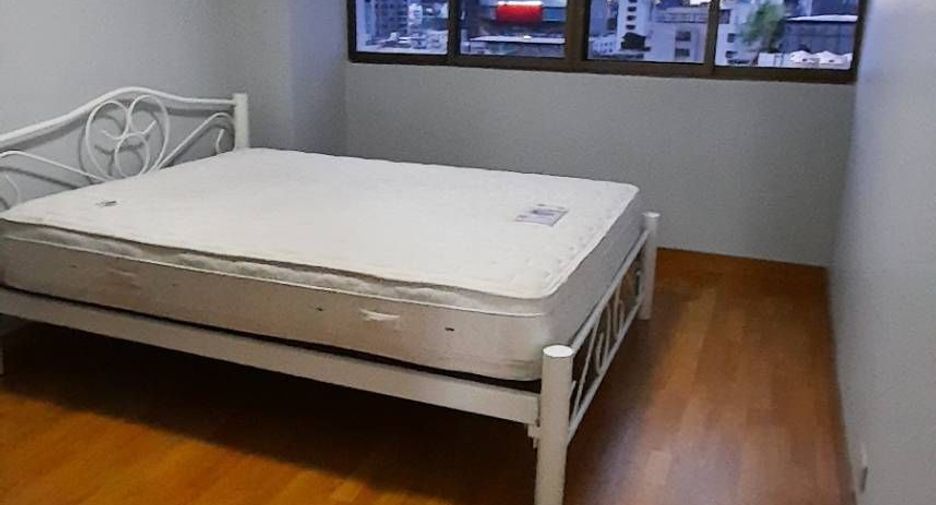 For sale and for rent 3 bedrooms condo in Watthana, Bangkok