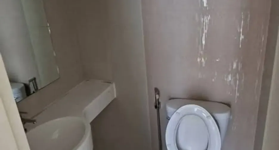 For sale studio condo in Bang Na, Bangkok