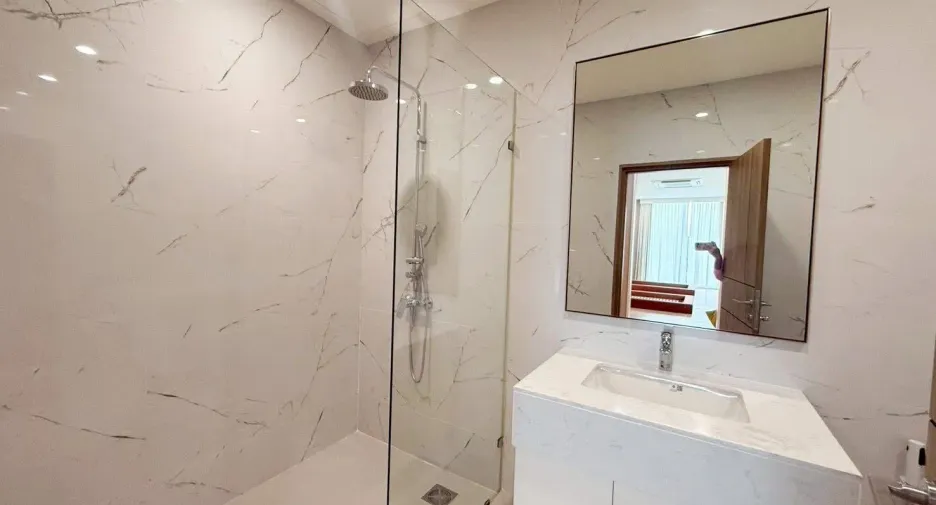 Villa zum Kauf mit 4 Zimmer in Lat Phrao, Bangkok