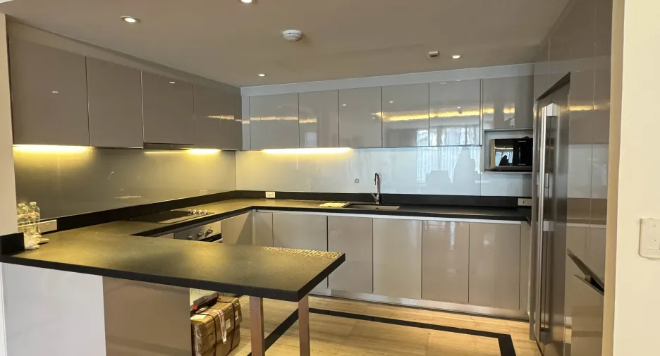 For sale and for rent 3 bedrooms condo in Watthana, Bangkok
