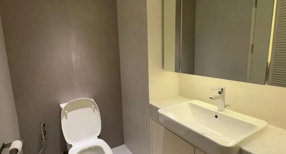 For sale and for rent 3 bedrooms condo in Watthana, Bangkok