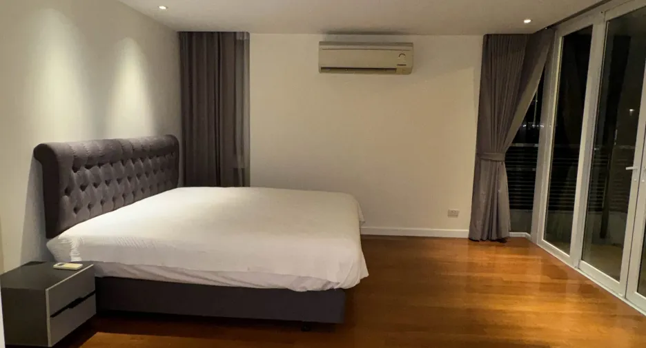 For sale and for rent 3 bedrooms condo in Watthana, Bangkok