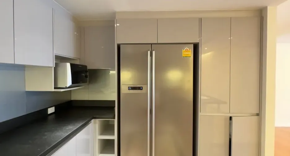 For sale and for rent 3 bedrooms condo in Watthana, Bangkok