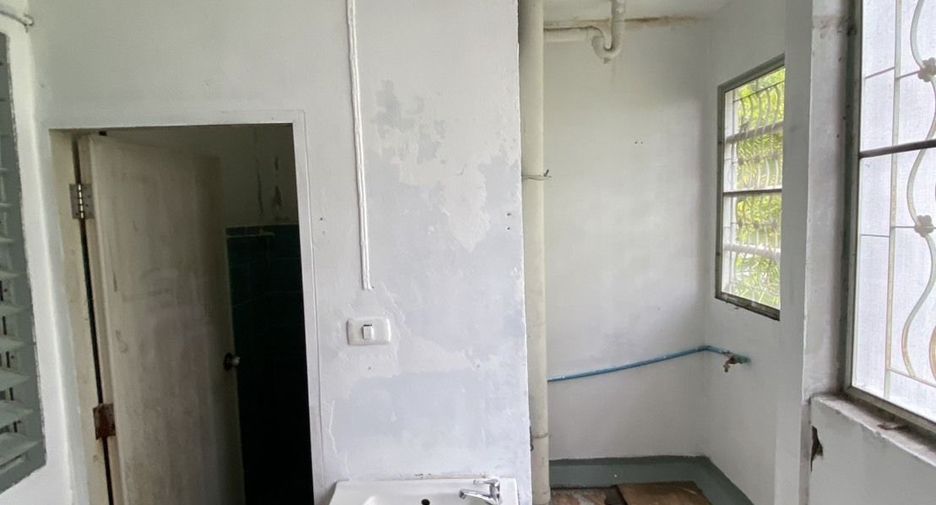 For sale 1 bed condo in Bueng Kum, Bangkok
