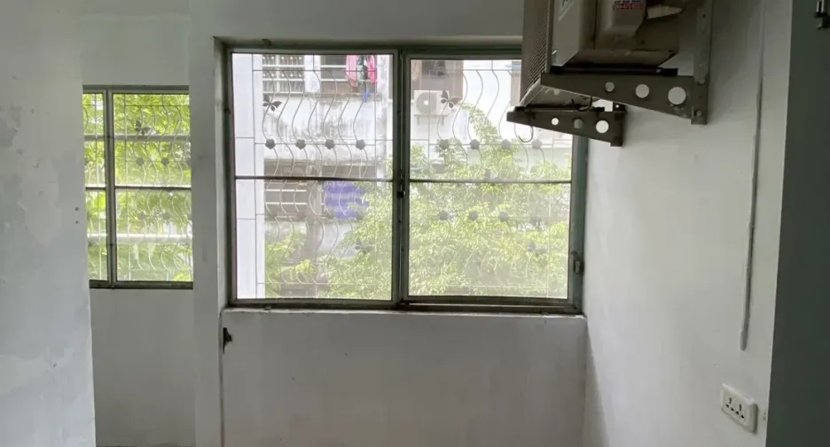 For sale 1 bed condo in Bueng Kum, Bangkok