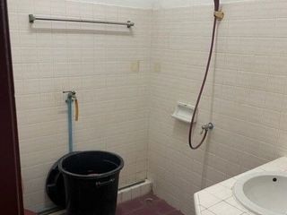 For rent 2 bedrooms townhouse in Bangkok Noi, Bangkok