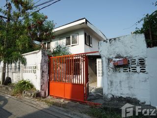 For sale 2 bedrooms house in Lat Phrao, Bangkok