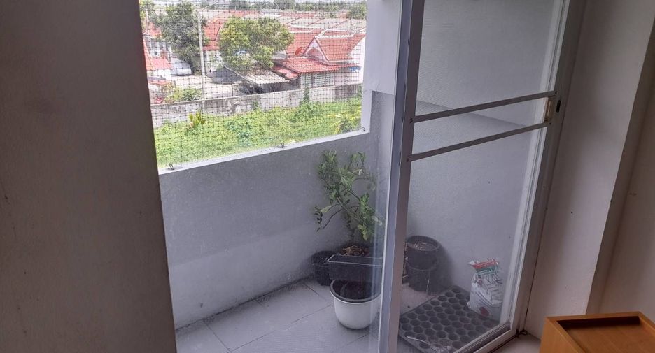 À louer studio condo à Nong Chok, Bangkok