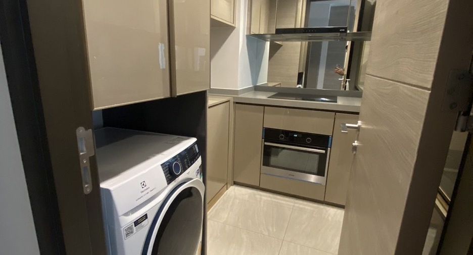For sale 2 bedrooms condo in Chatuchak, Bangkok