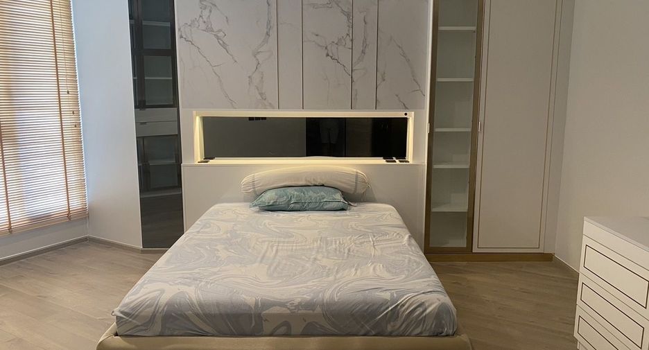 For sale 2 bedrooms condo in Chatuchak, Bangkok