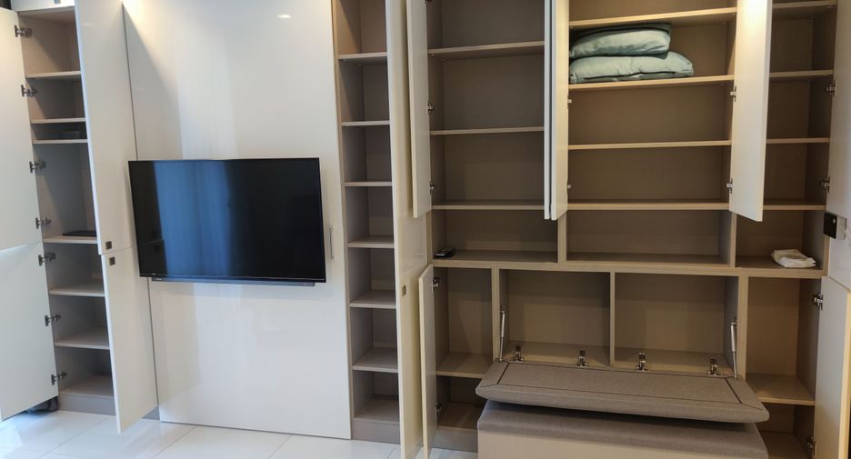 For sale and for rent 2 bedrooms condo in Sathon, Bangkok