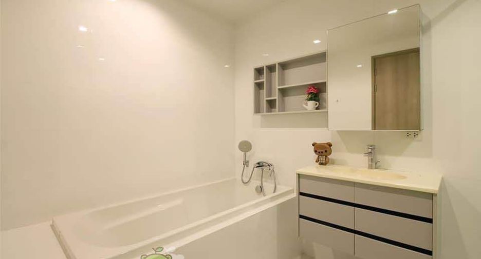 À vendre et à louer 1 chambre condo à Watthana, Bangkok