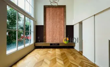 Reihenhaus zum Kauf mit 5 Zimmer in Watthana, Bangkok